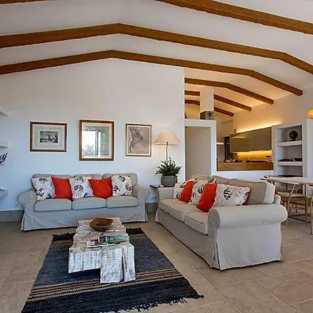 Sleeps 6 Wifi Willa